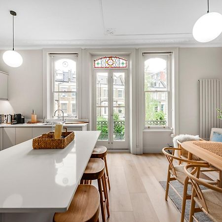 Luxury 3 Bed Apartment With Balcony In Kensington Olympia Лондон Екстер'єр фото